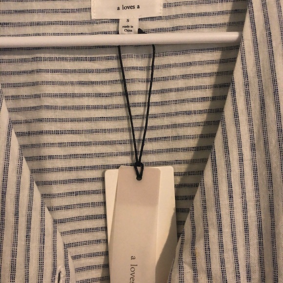 A loves a jumpsuit size S NWT - Picture 2 of 3